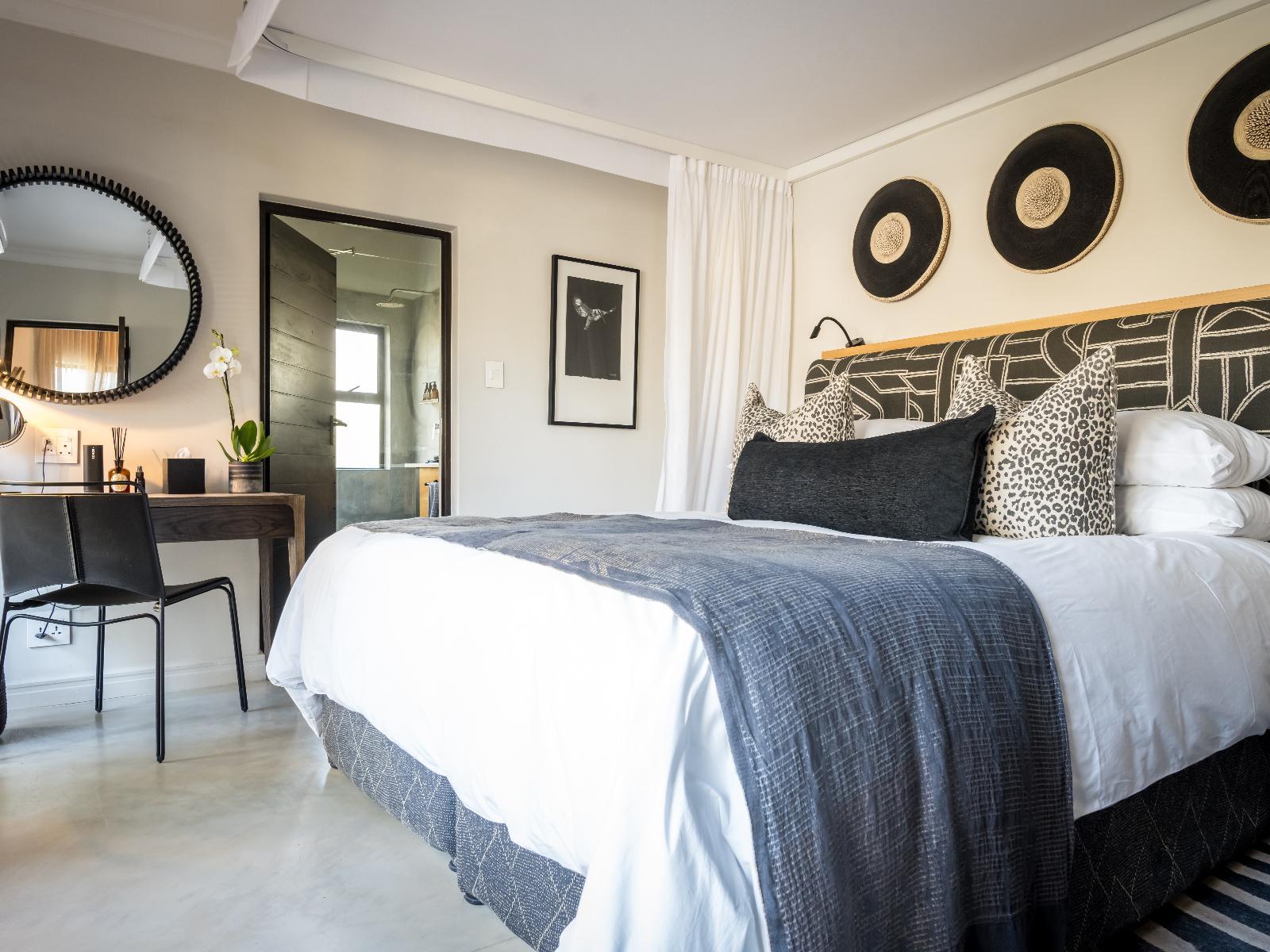 Roomtype 4: Bed Serondella Safari Lodge