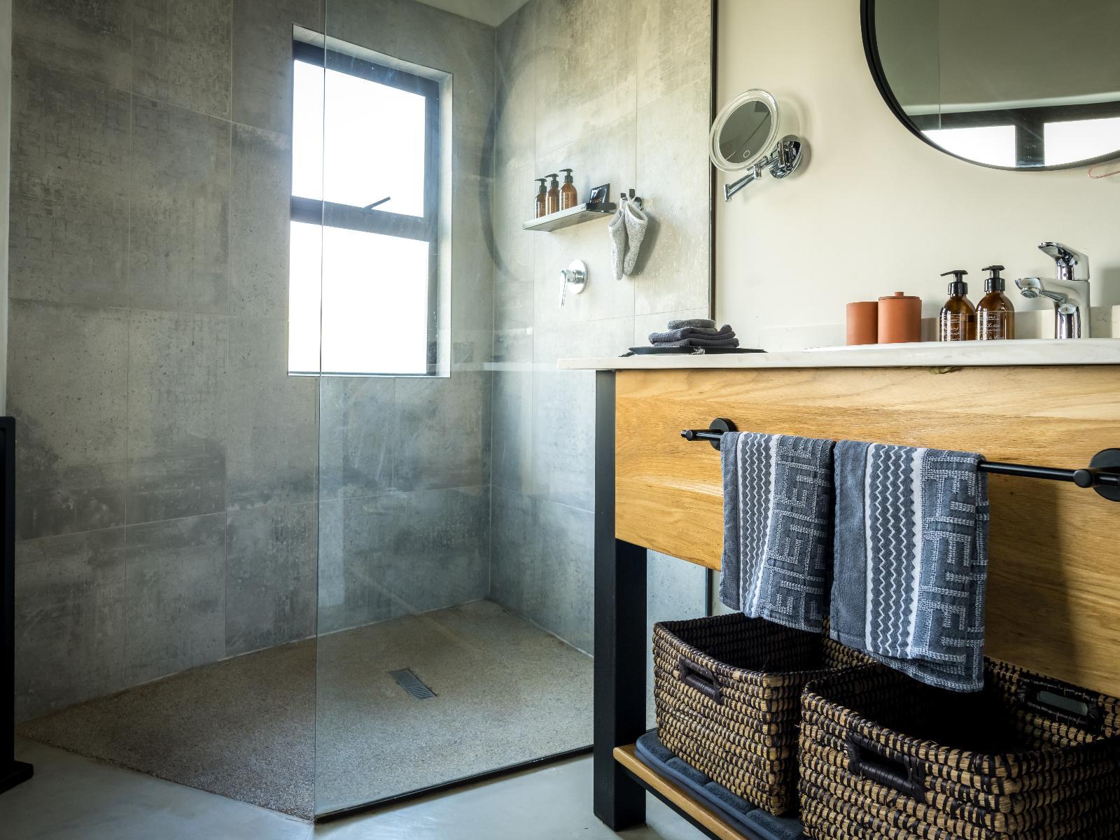 Roomtype 4: Shower Serondella Safari Lodge