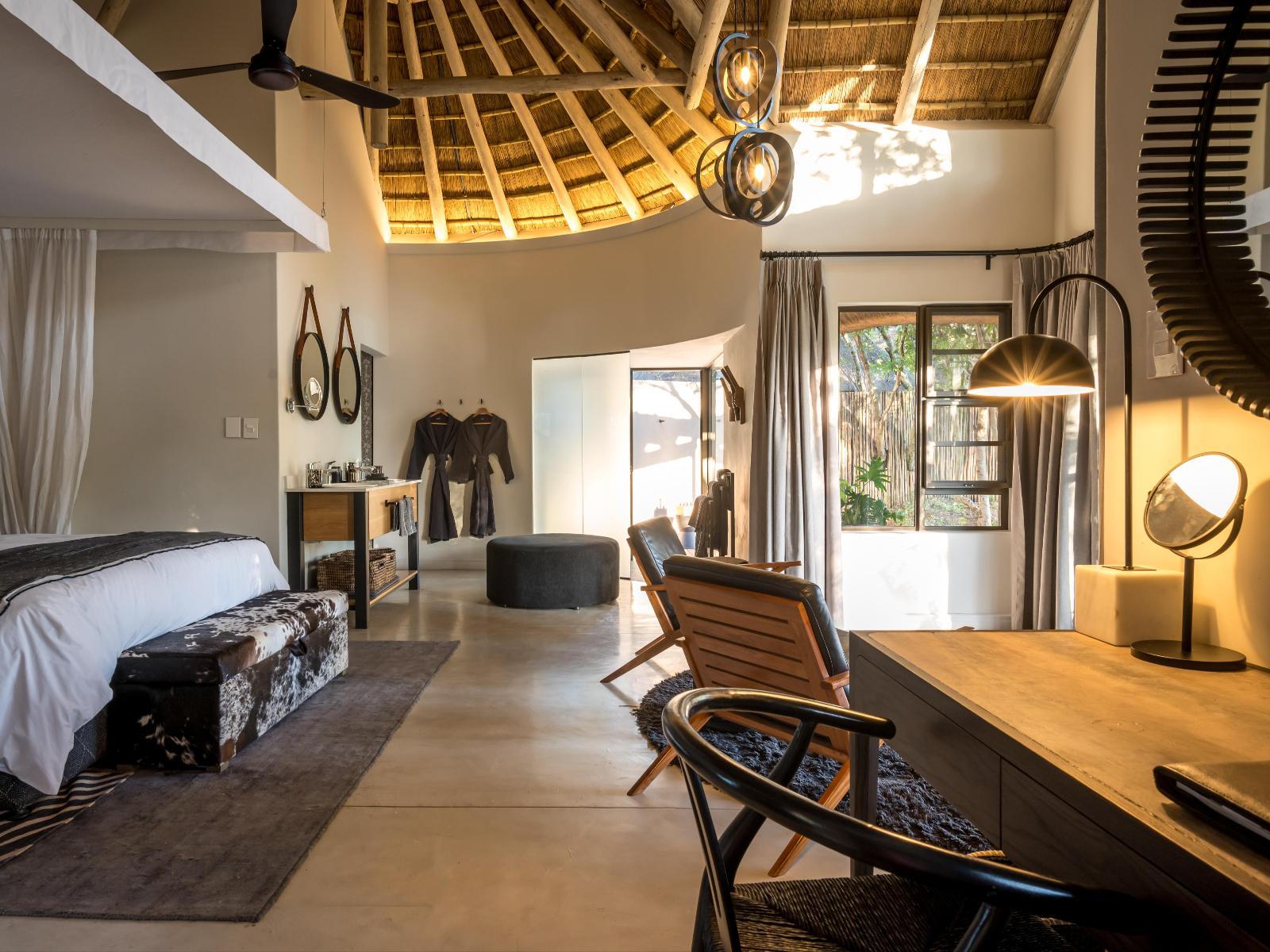 Roomtype 1: Seating area Serondella Safari Lodge