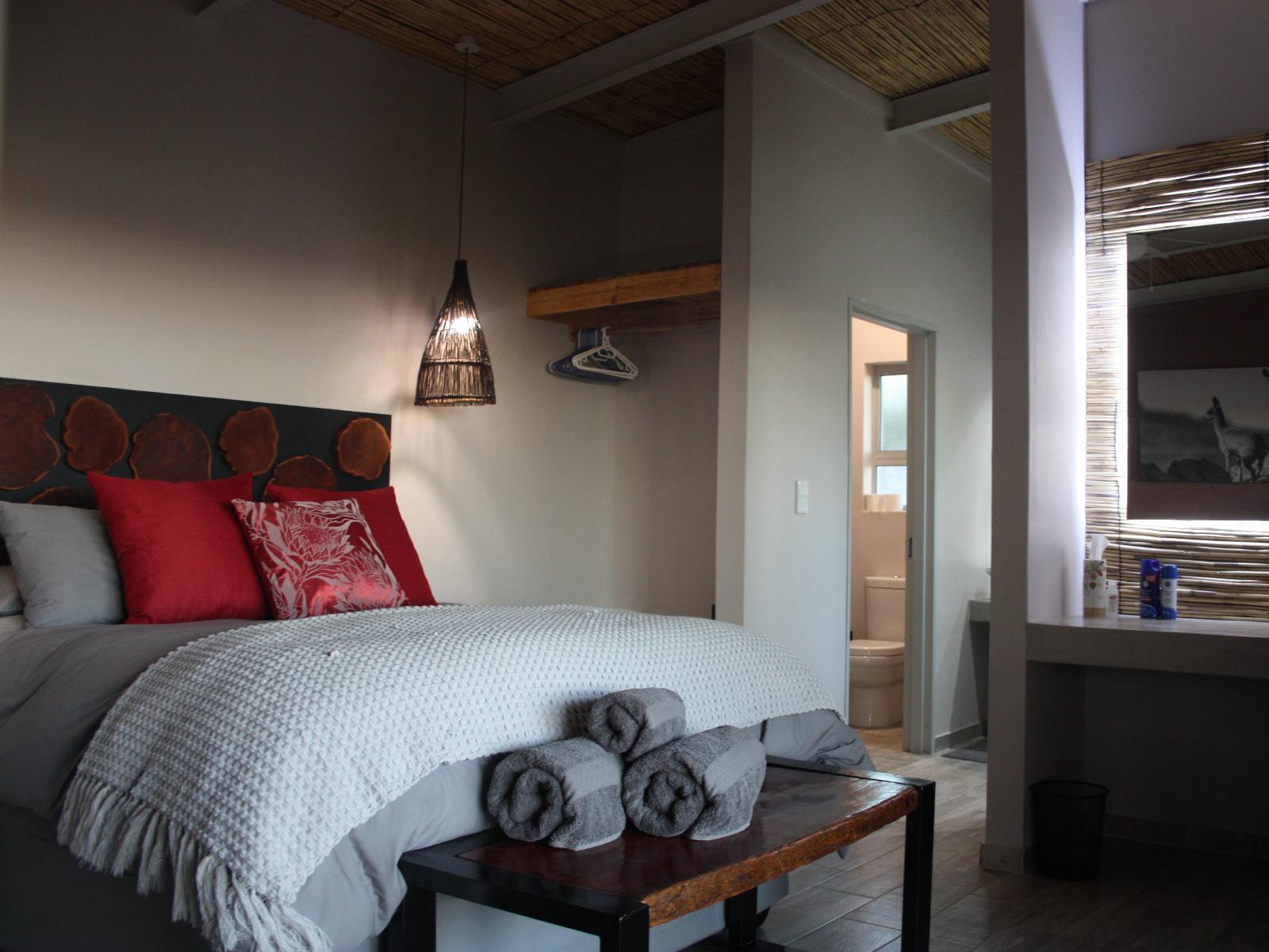 Mountain Peak Game Lodge and Camping