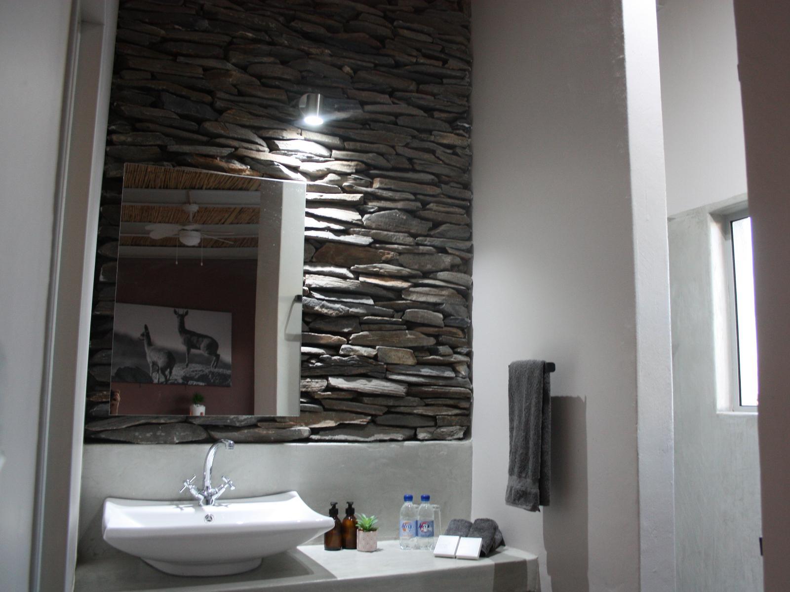 Mountain Peak Game Lodge and Camping