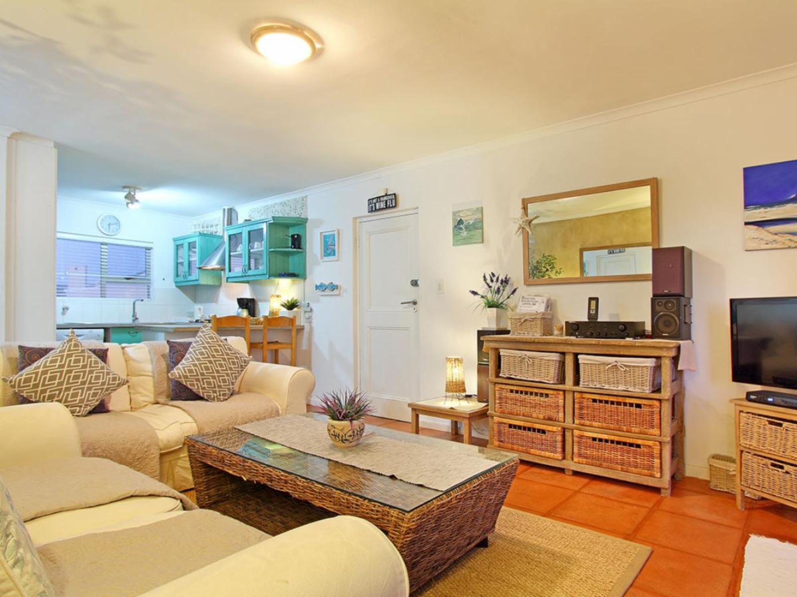 Big Bay Beach Club 37 by HostAgents Secure Your Hotel, SelfCatering