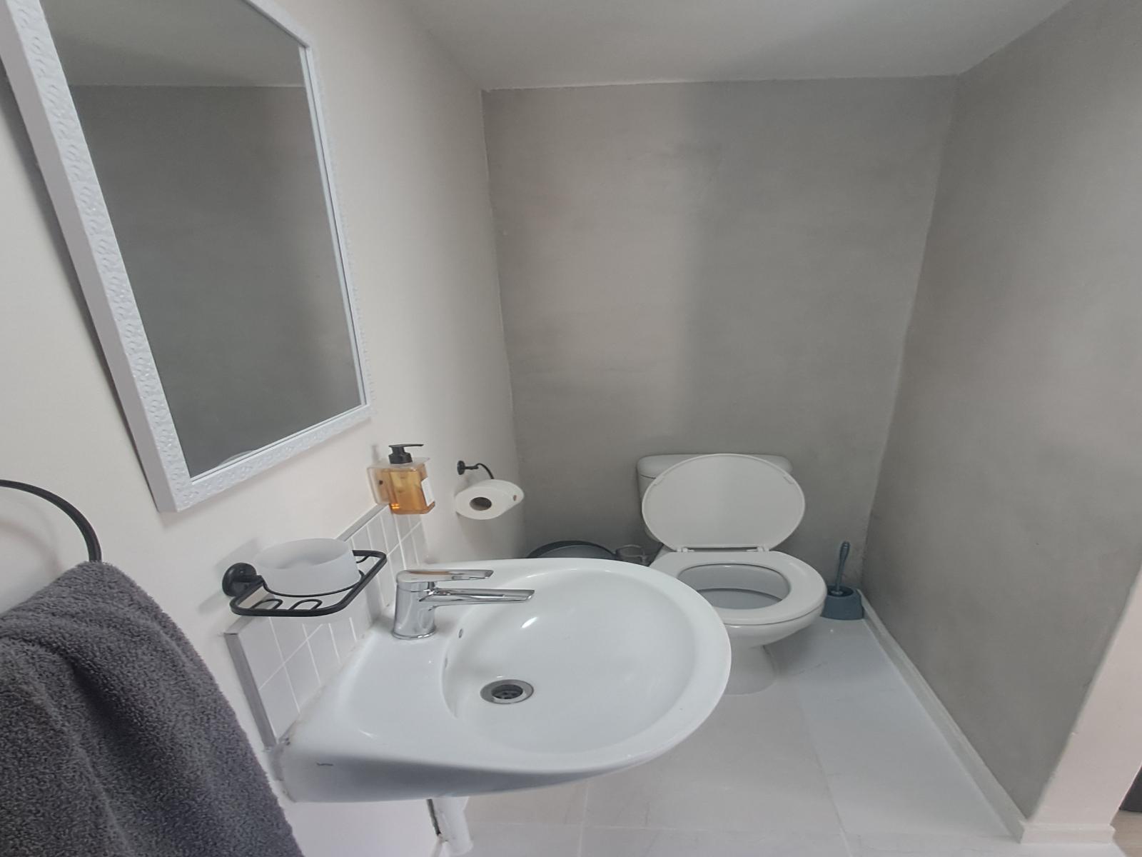AirCommodation Guesthouse