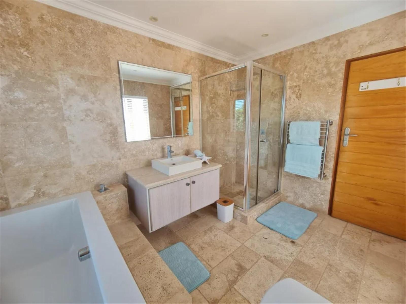 Roomtype 3: Bathroom Castle on the Heads