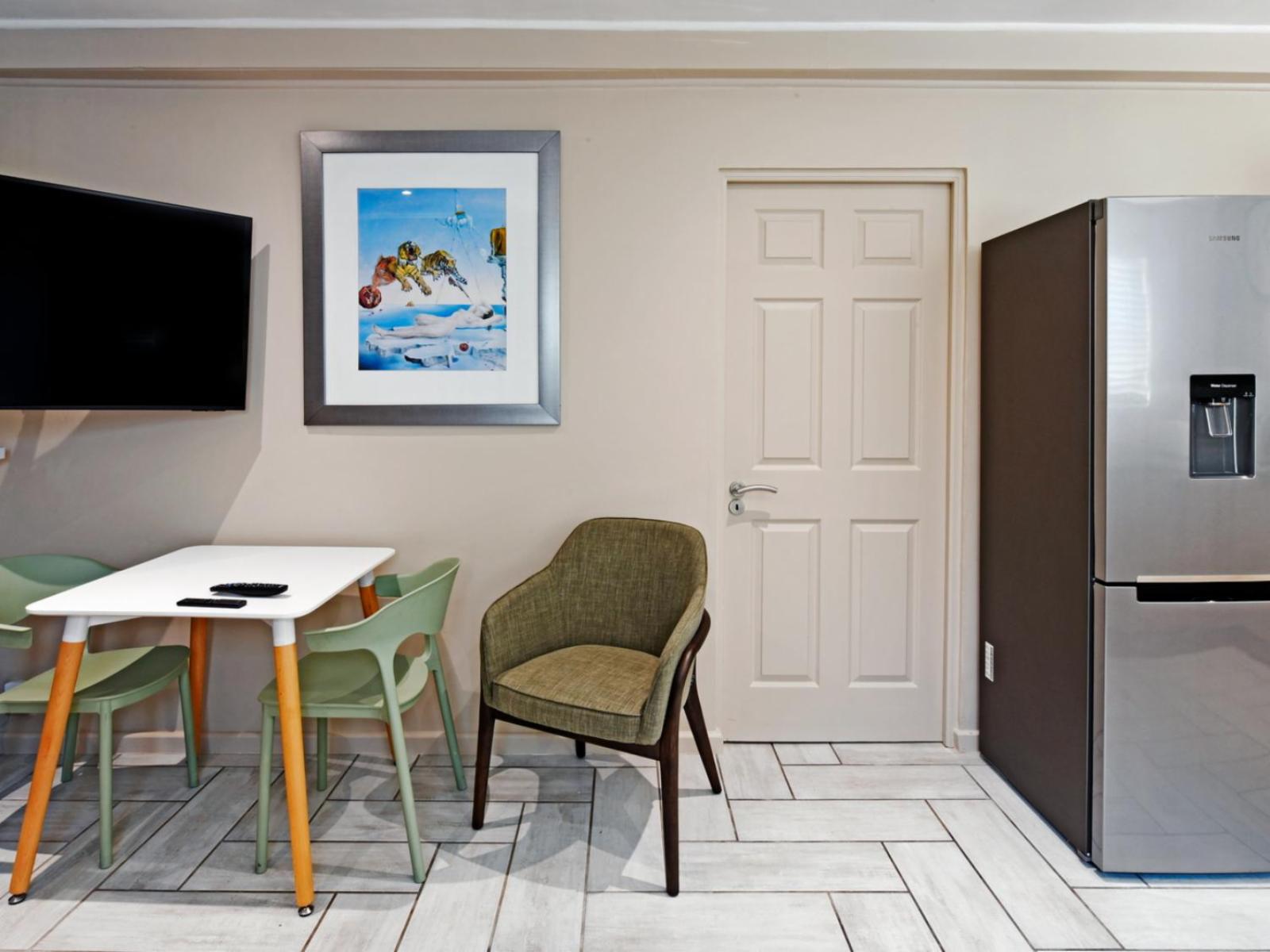 La Rochelle Cottage
