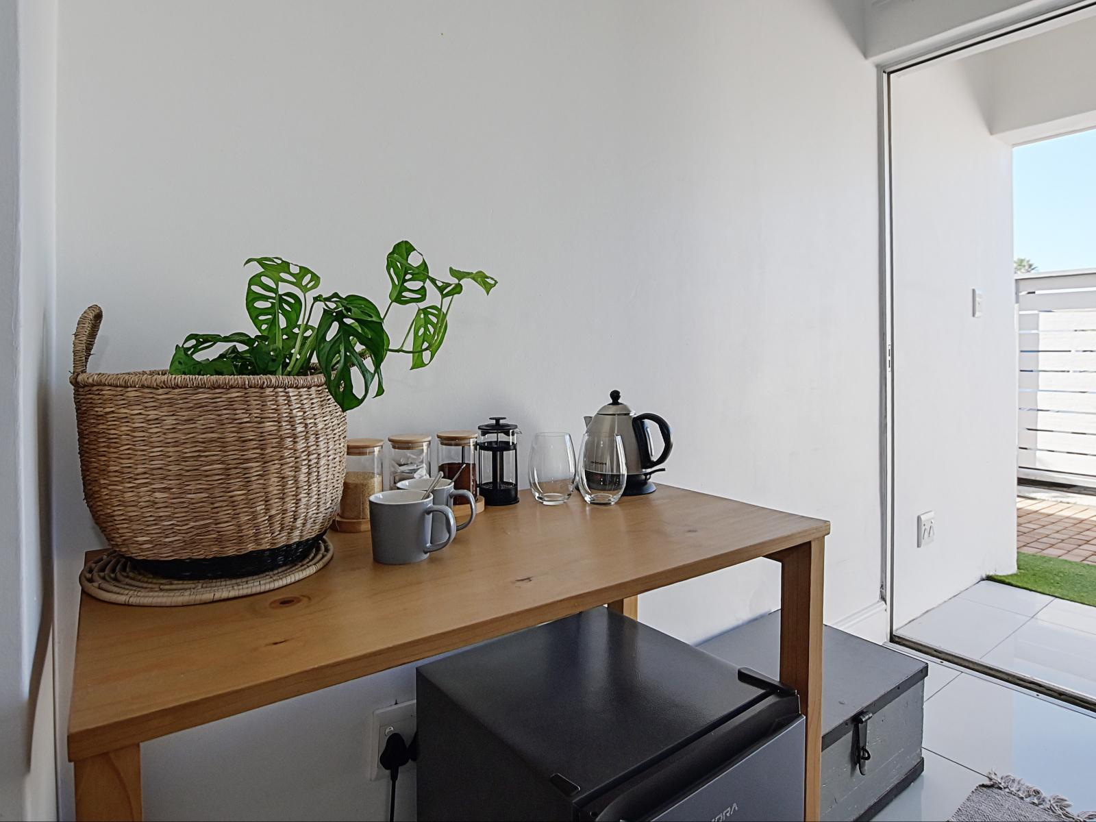 19 Beach Road