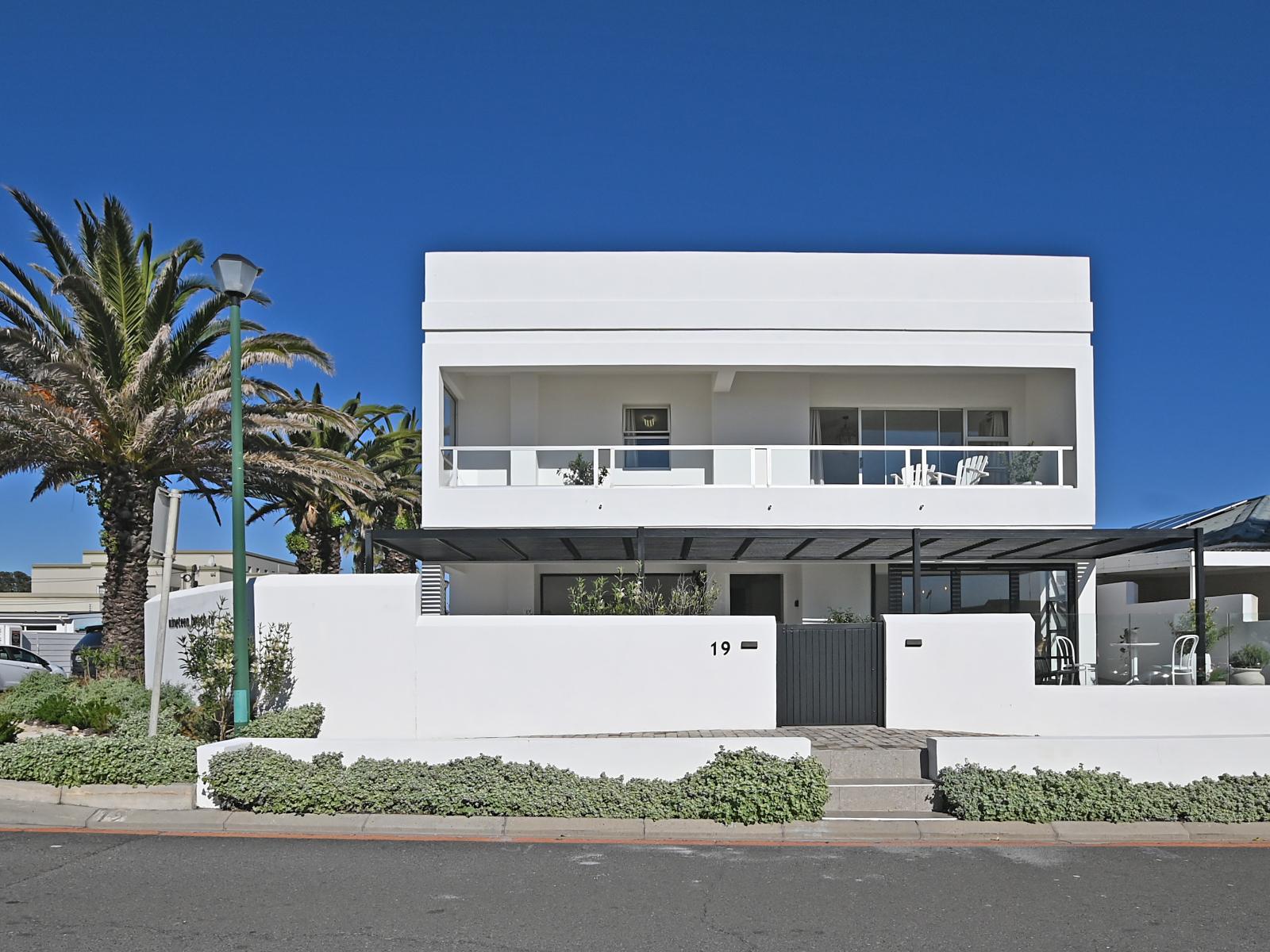 19 Beach Road