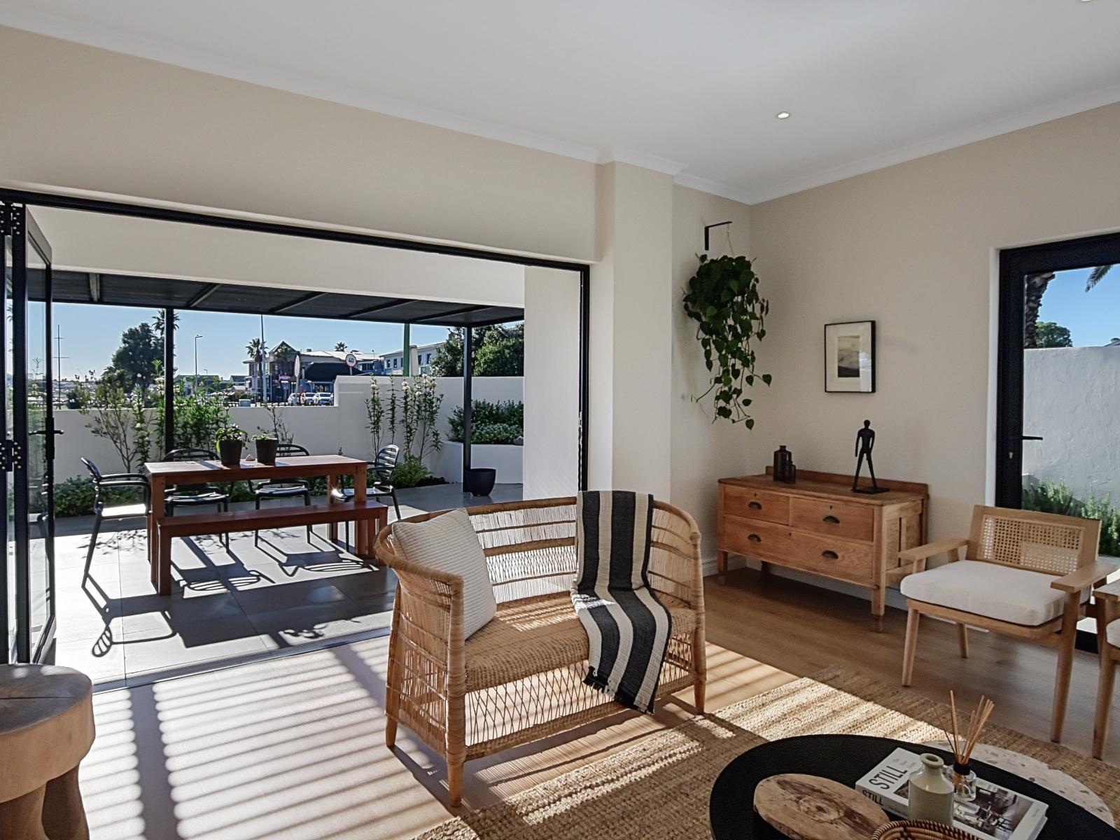 19 Beach Road