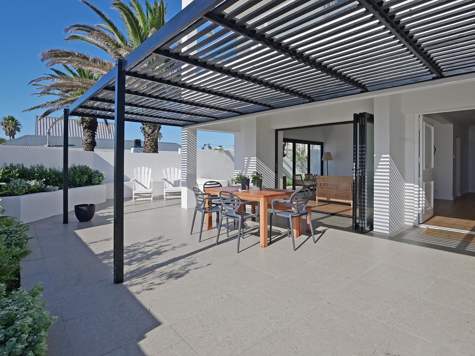 19 Beach Road