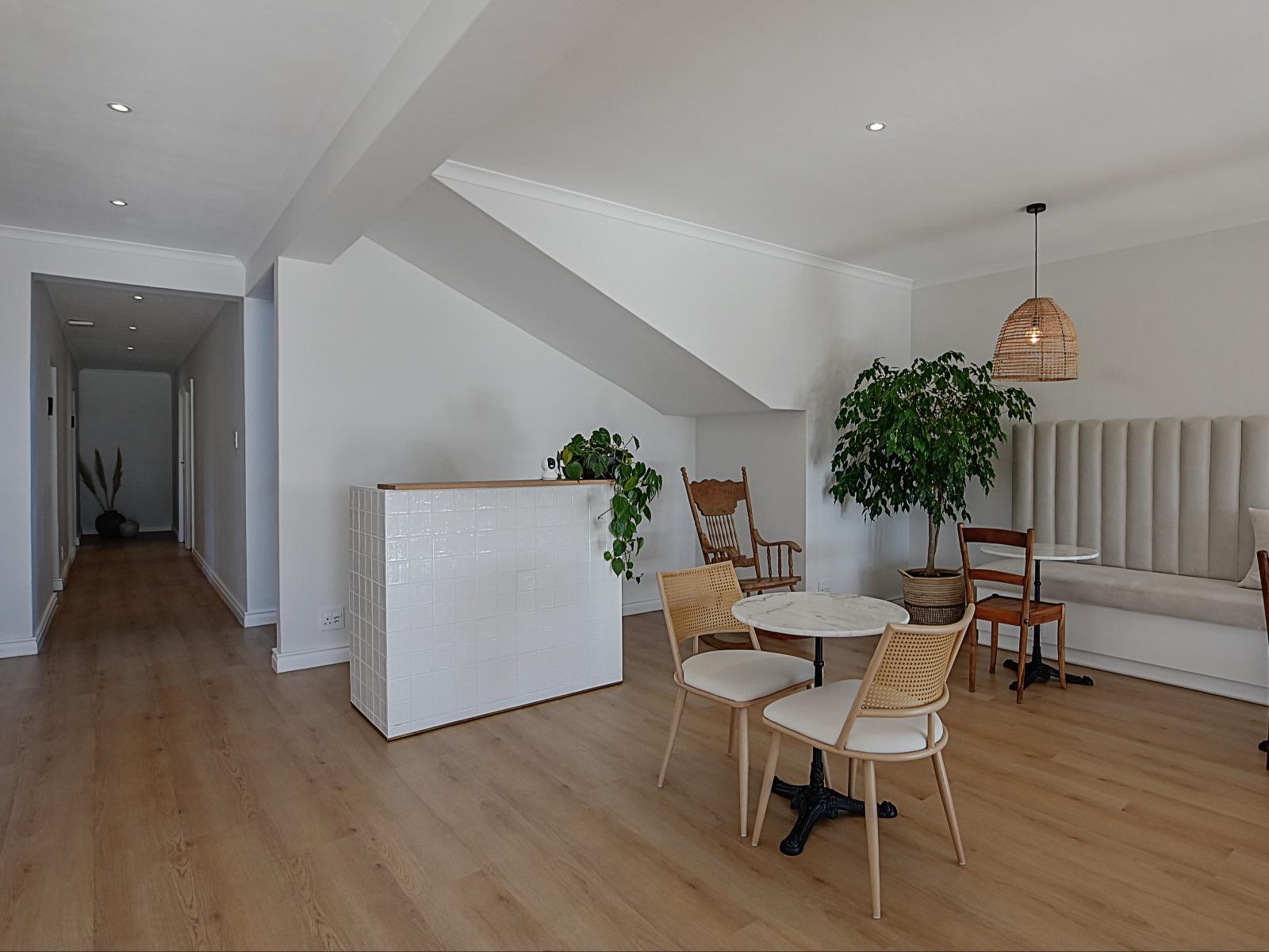 19 Beach Road
