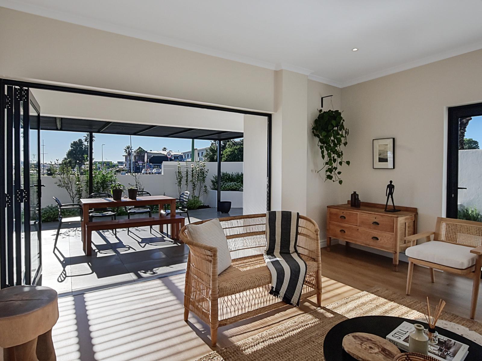 19 Beach Road