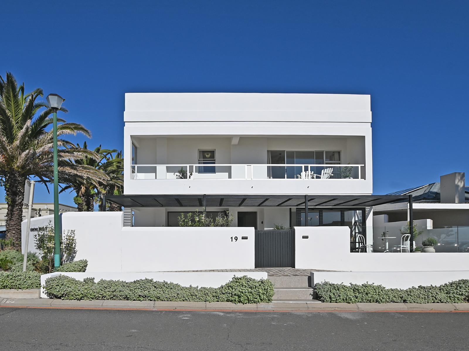 19 Beach Road