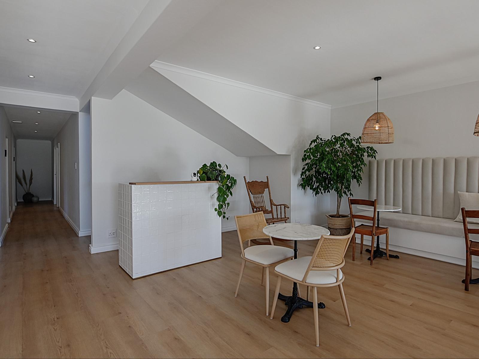 19 Beach Road