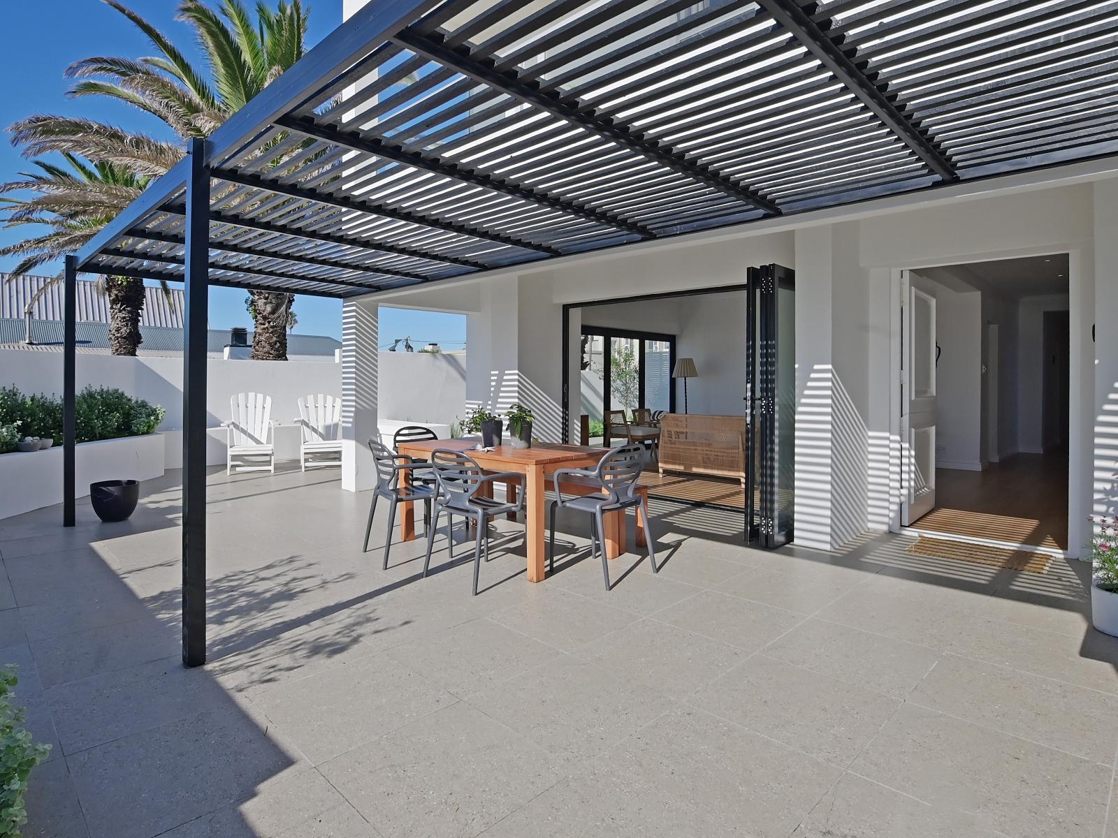 19 Beach Road
