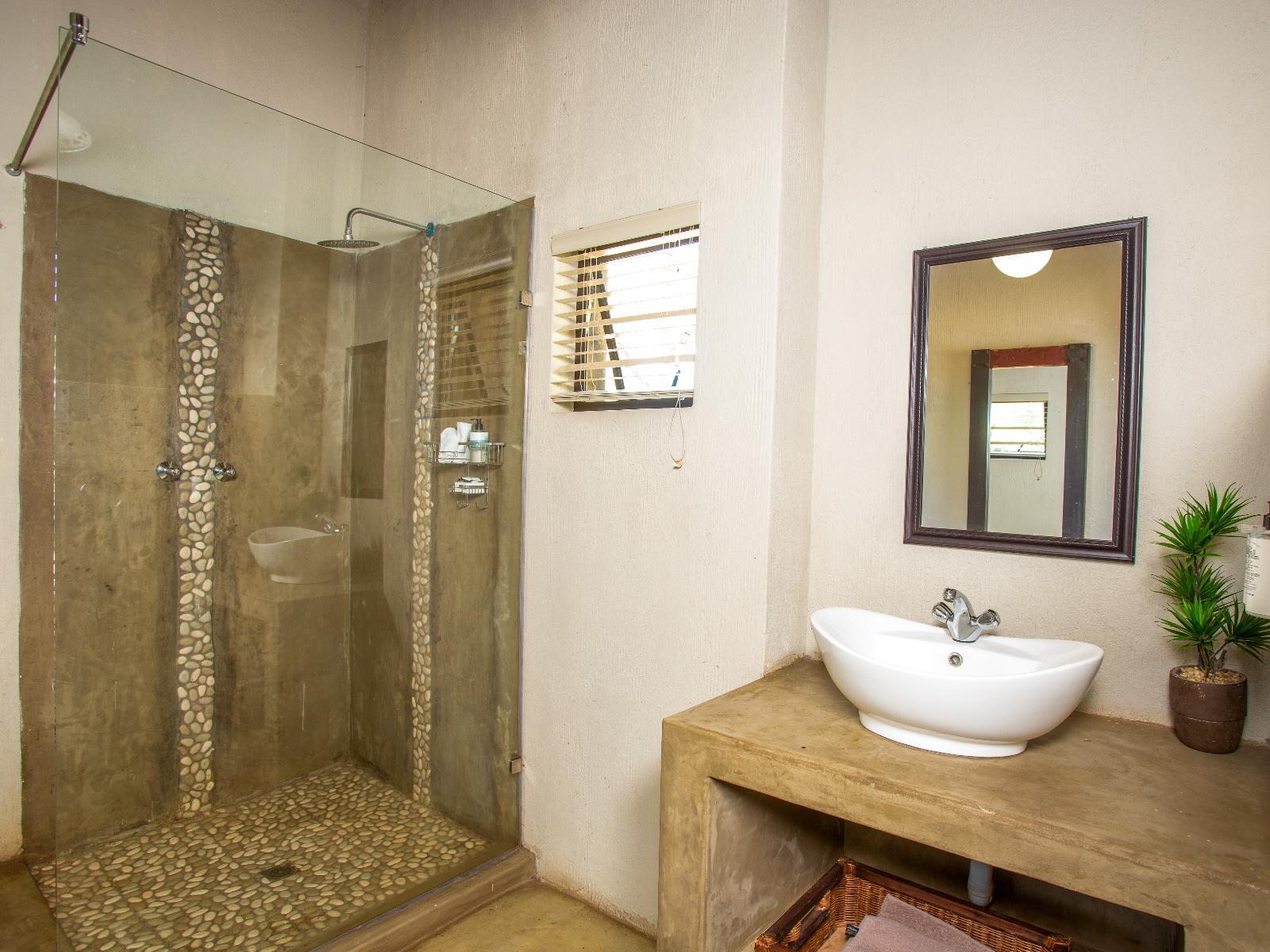 Kubu Bush Lodge