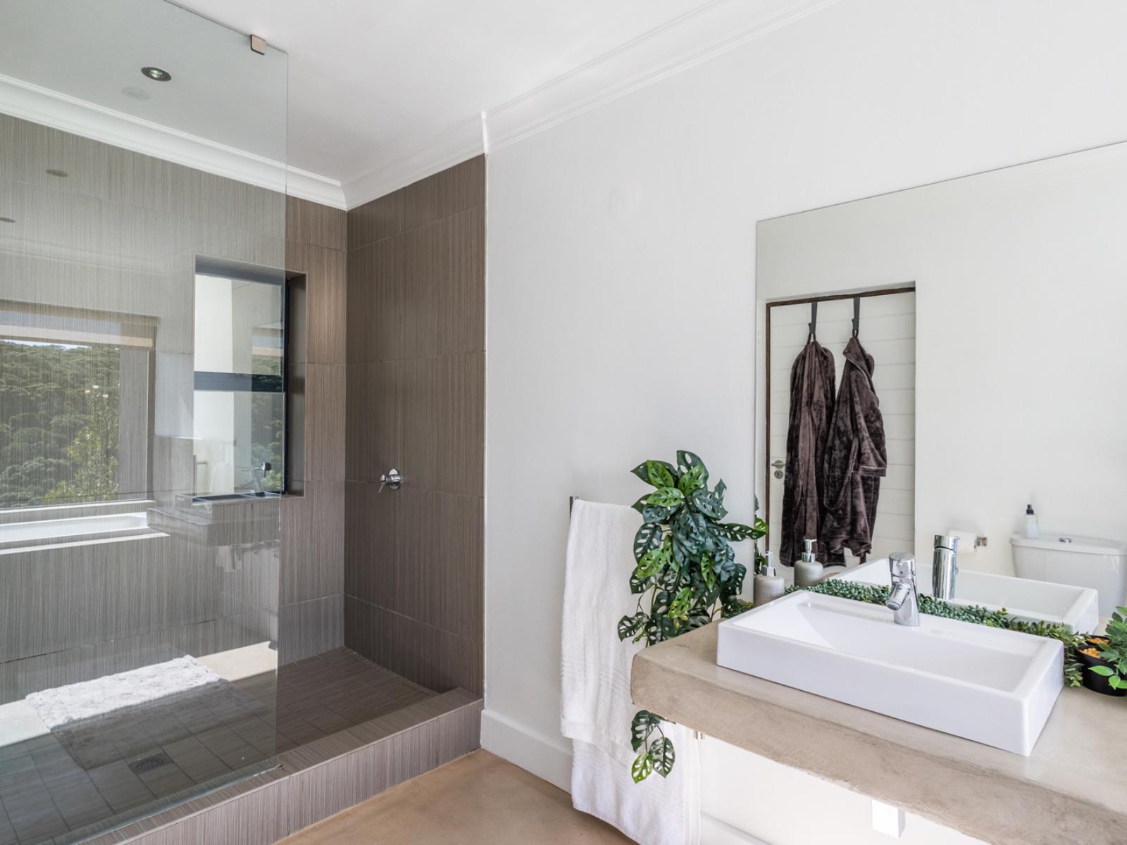 Cliffside Suites