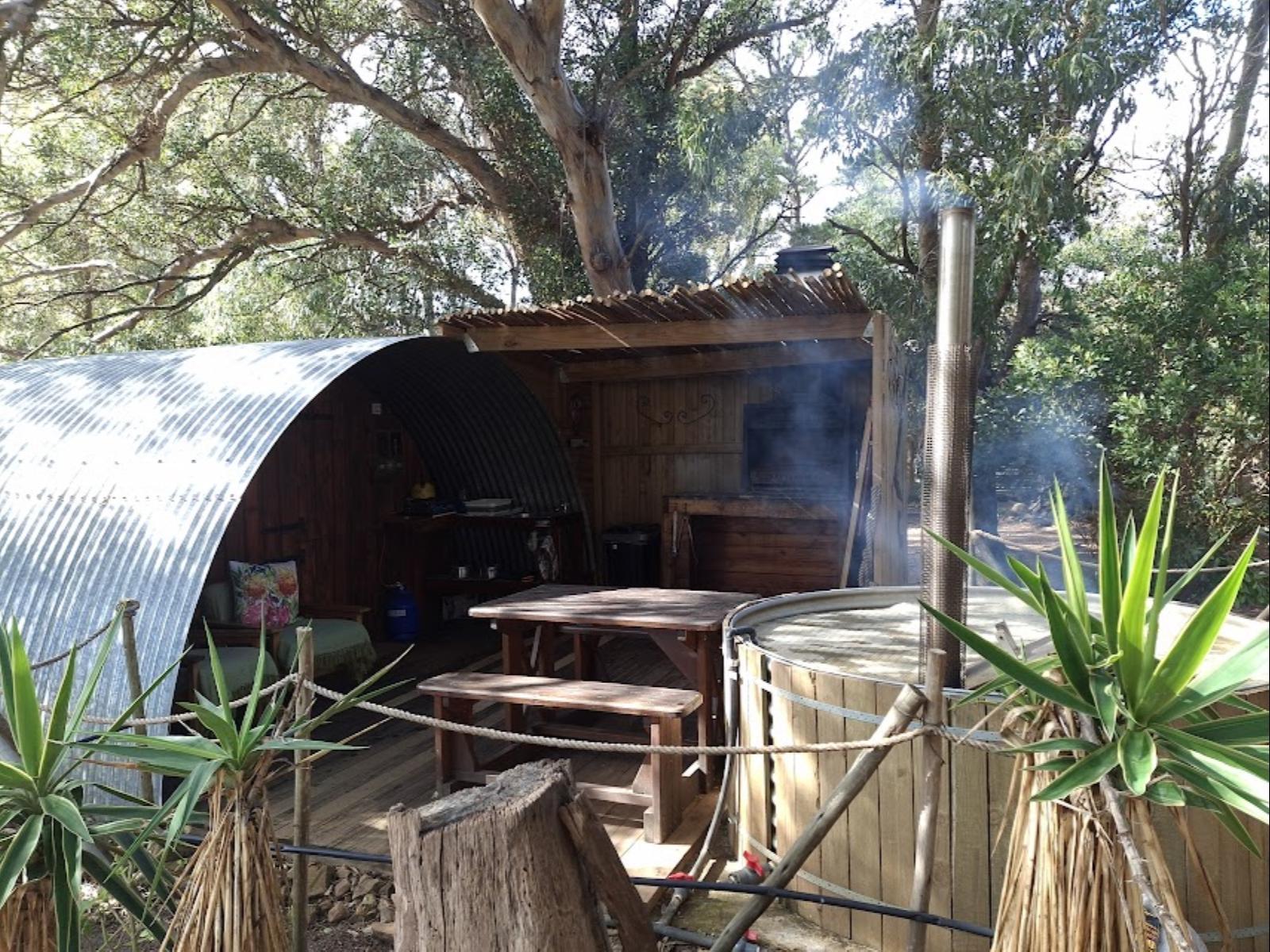 11 Mountain Stream Hot Tub Accommodation