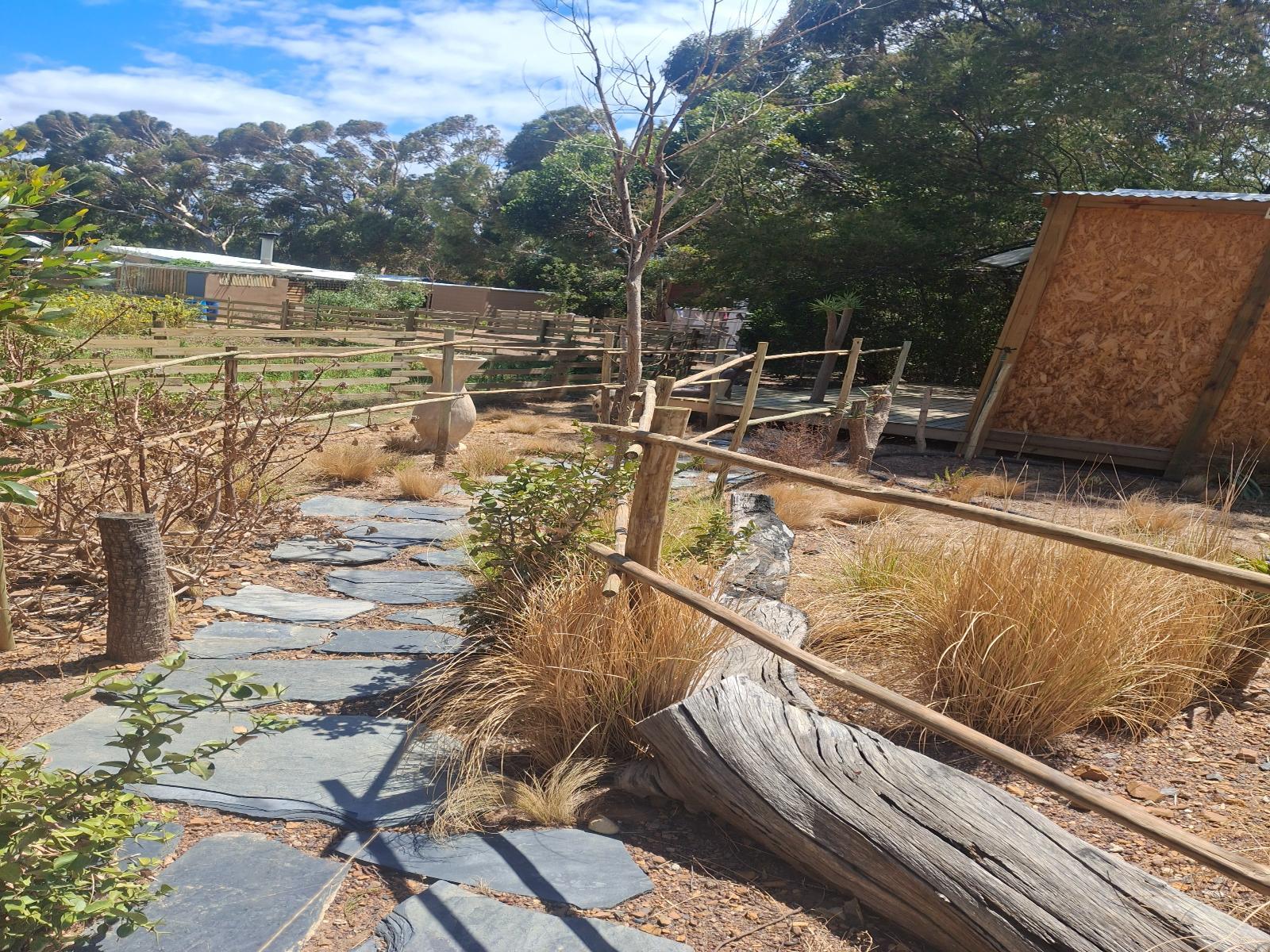 11 Mountain Stream Hot Tub Accommodation