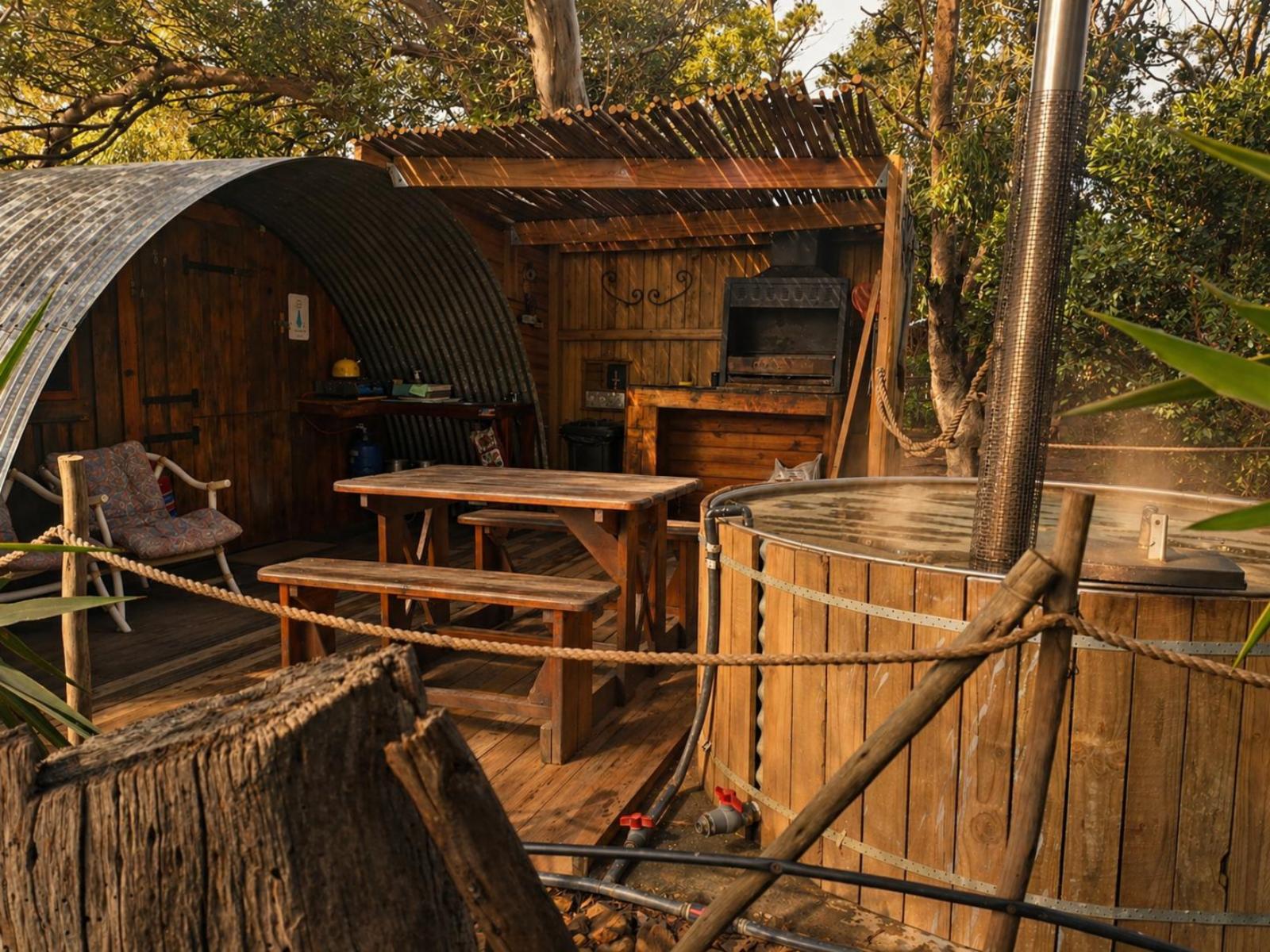 11 Mountain Stream Hot Tub Accommodation
