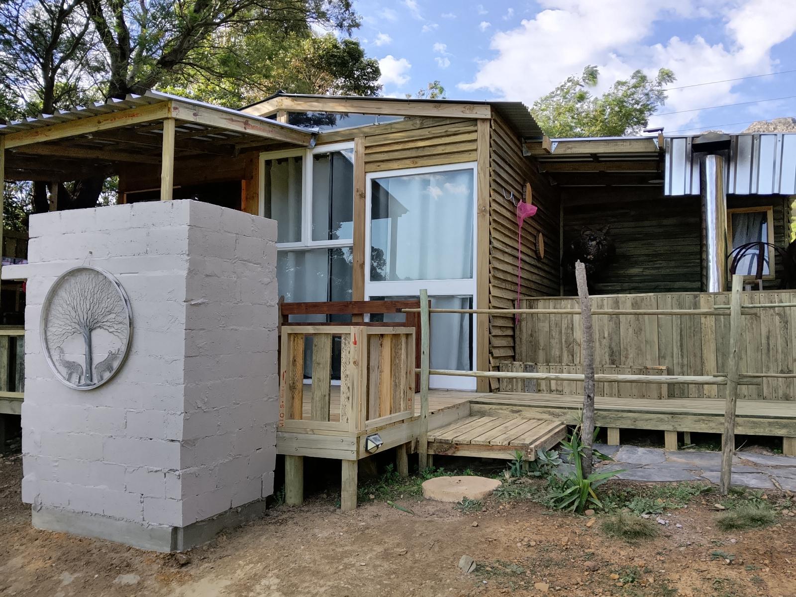 11 Mountain Stream Hot Tub Accommodation