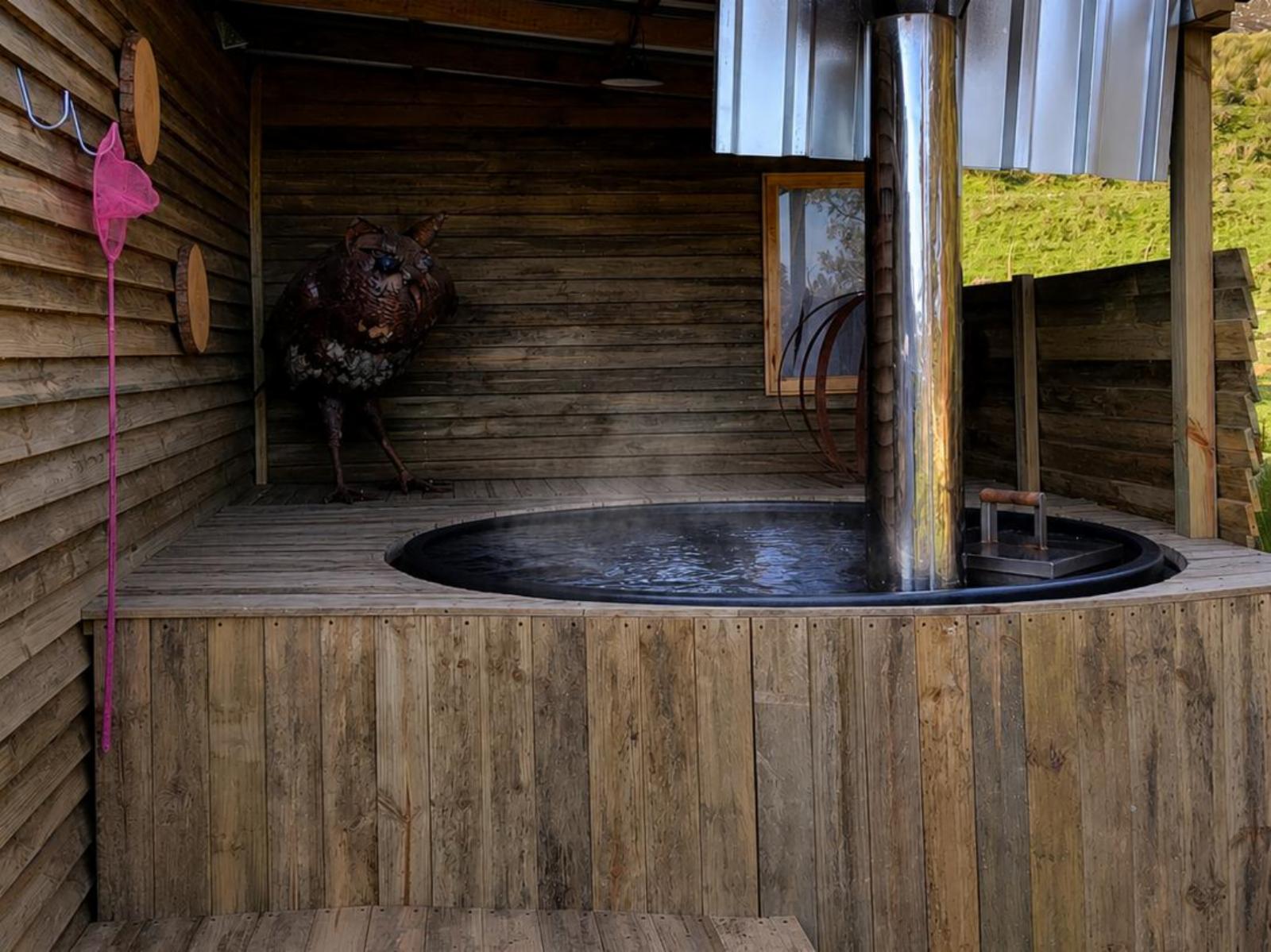 11 Mountain Stream Hot Tub Accommodation