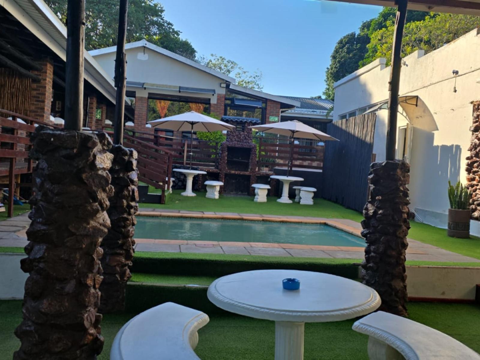 B Cubed Lodge and Restaurant