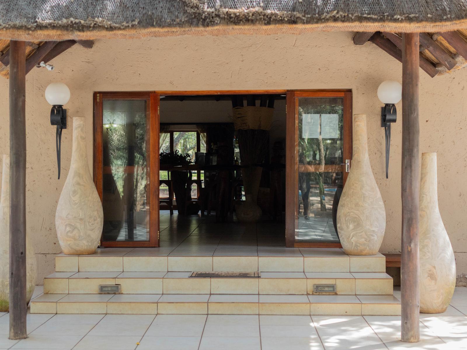 Phakela Private Game Lodge