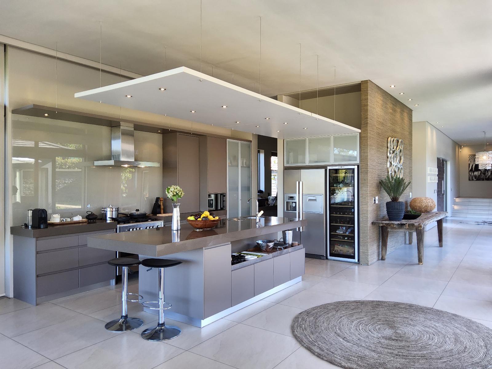 Breakfast area - Property