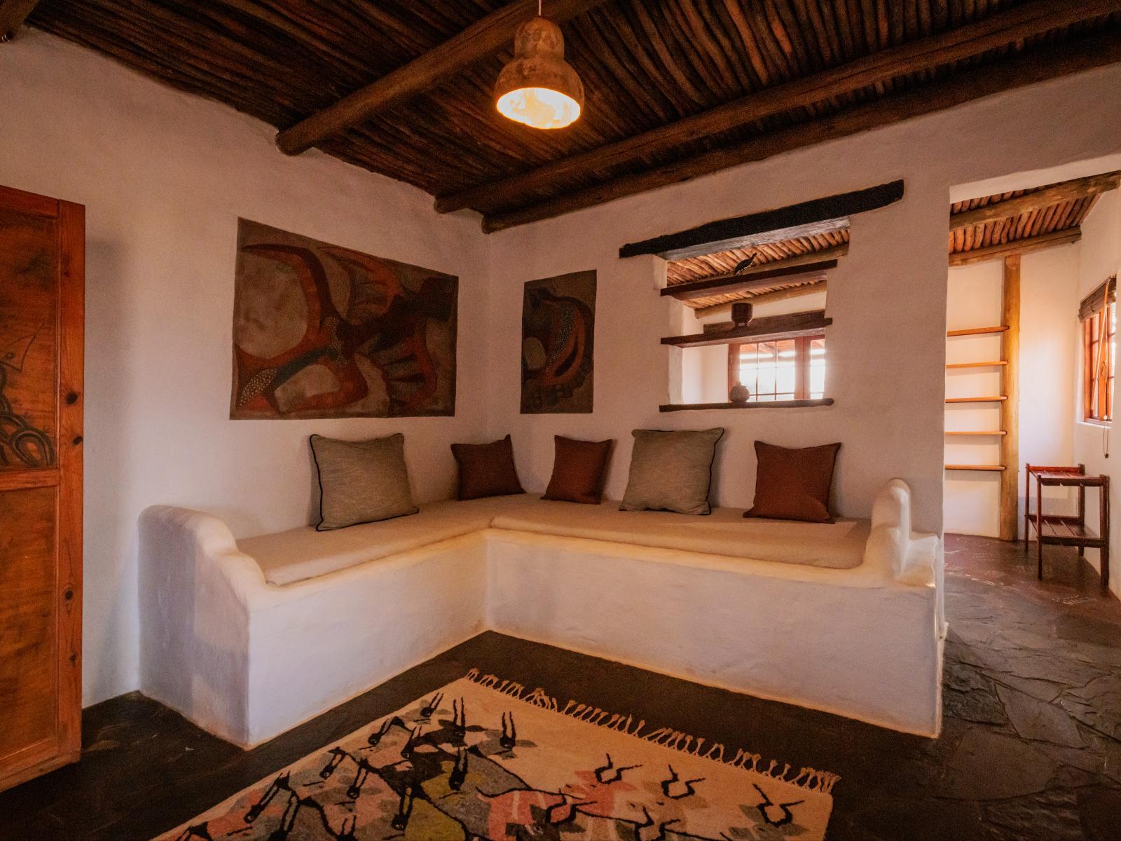 Eningu Kalahari Lodge