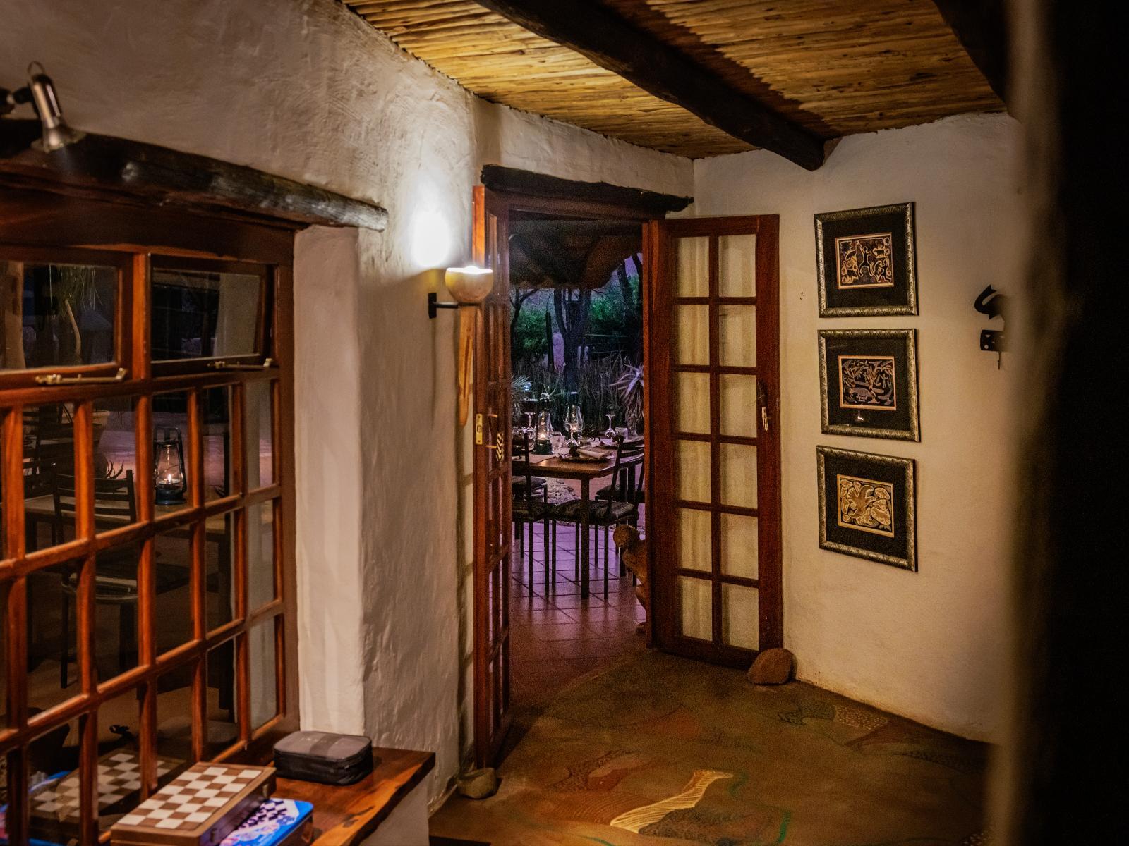 Eningu Kalahari Lodge