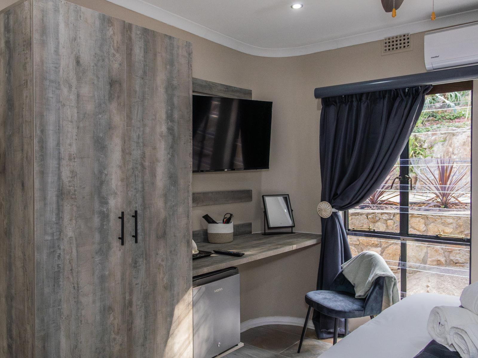 8 On Penny Guesthouse