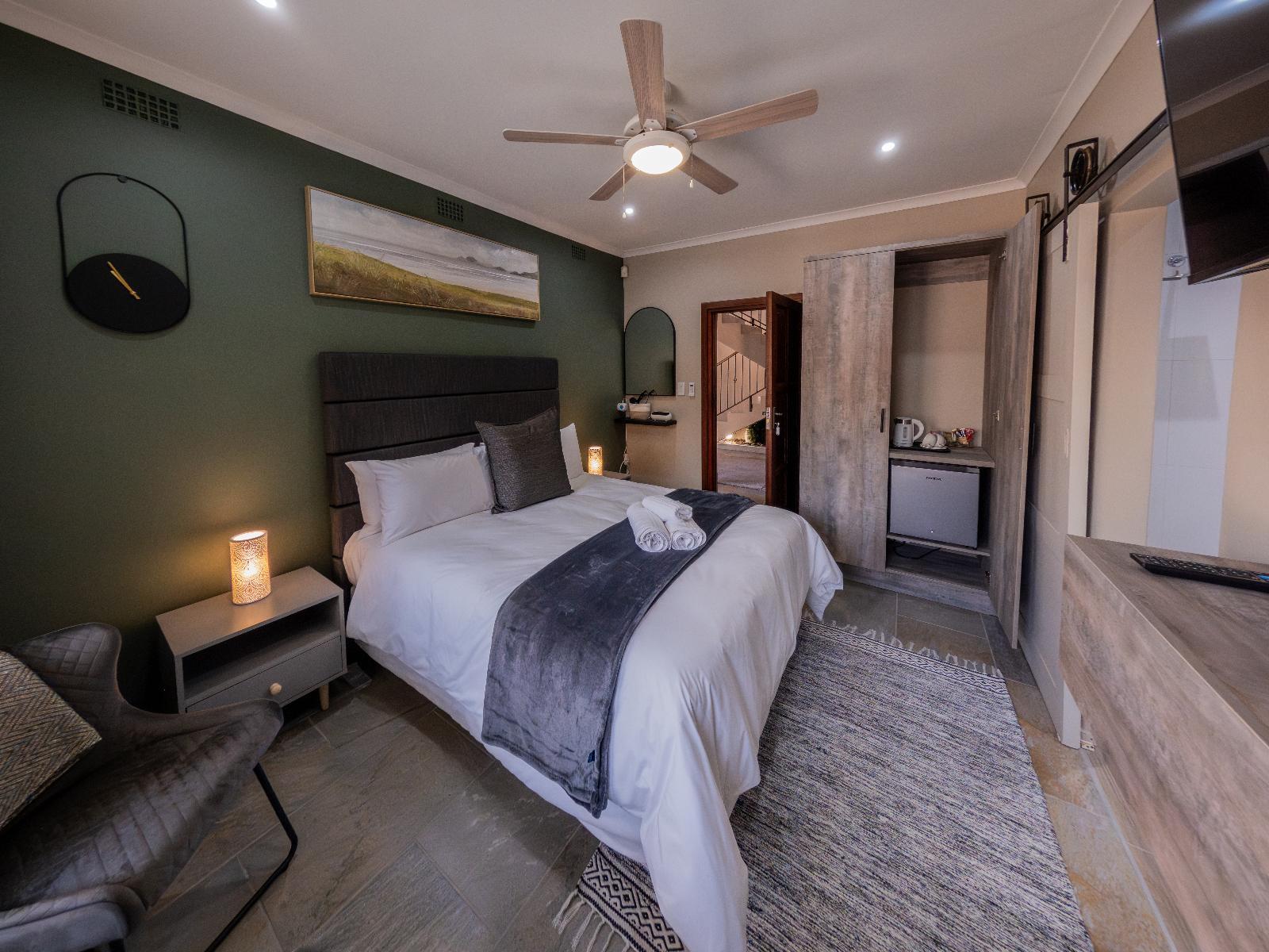 8 On Penny Guesthouse