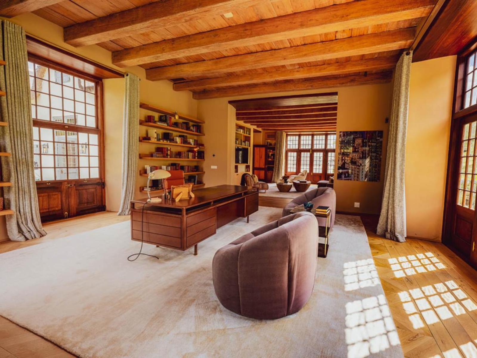 Communal lounge/ TV room - Property