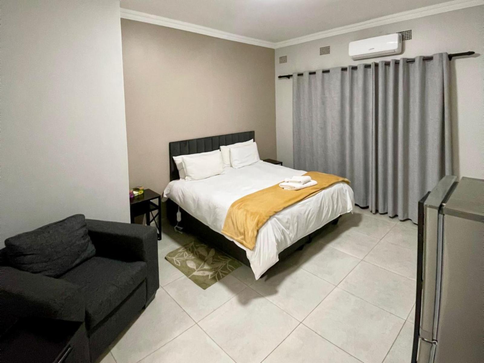 Ematolweni Guesthouse