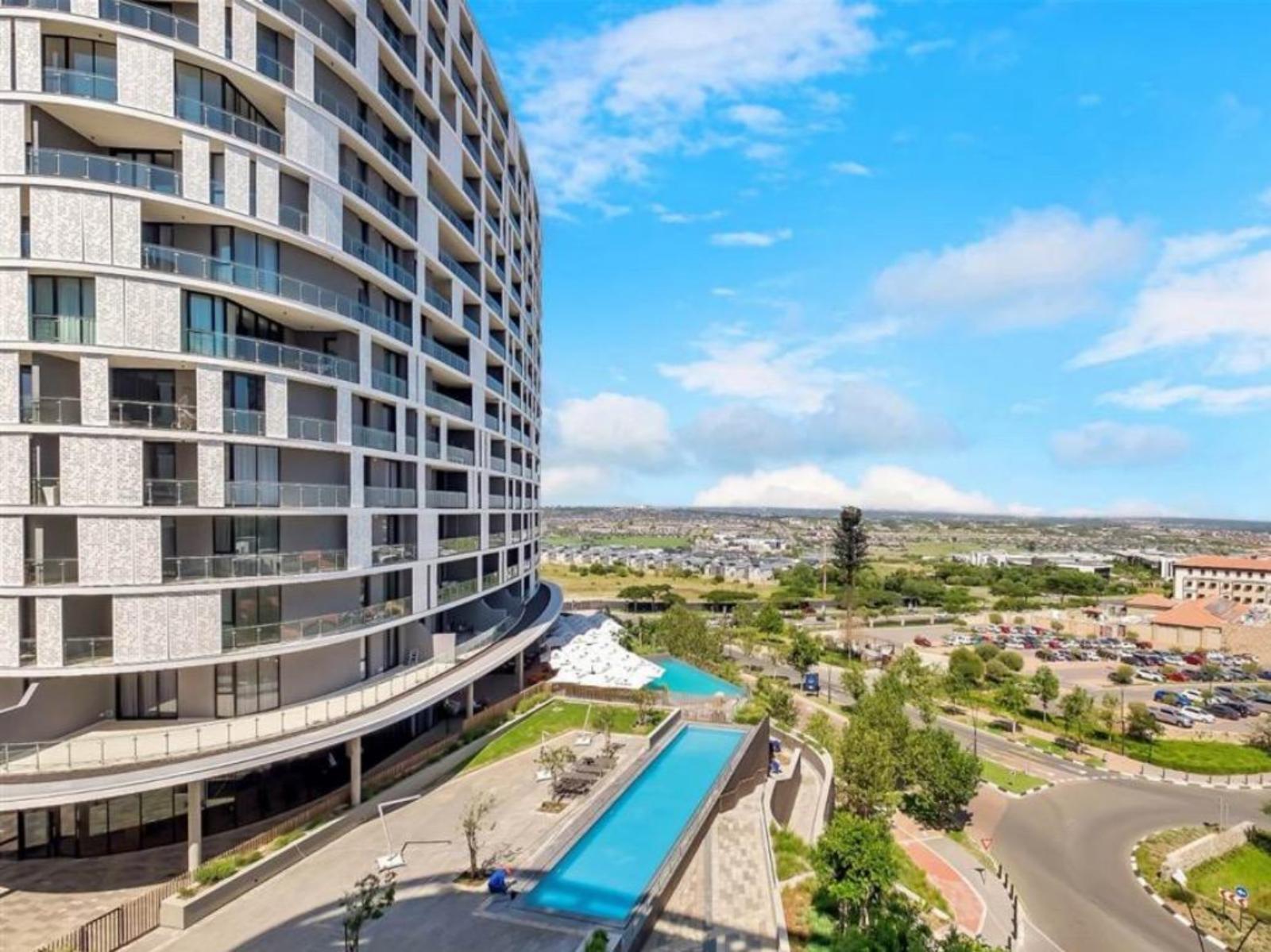 Ellipse Luxury Apartment