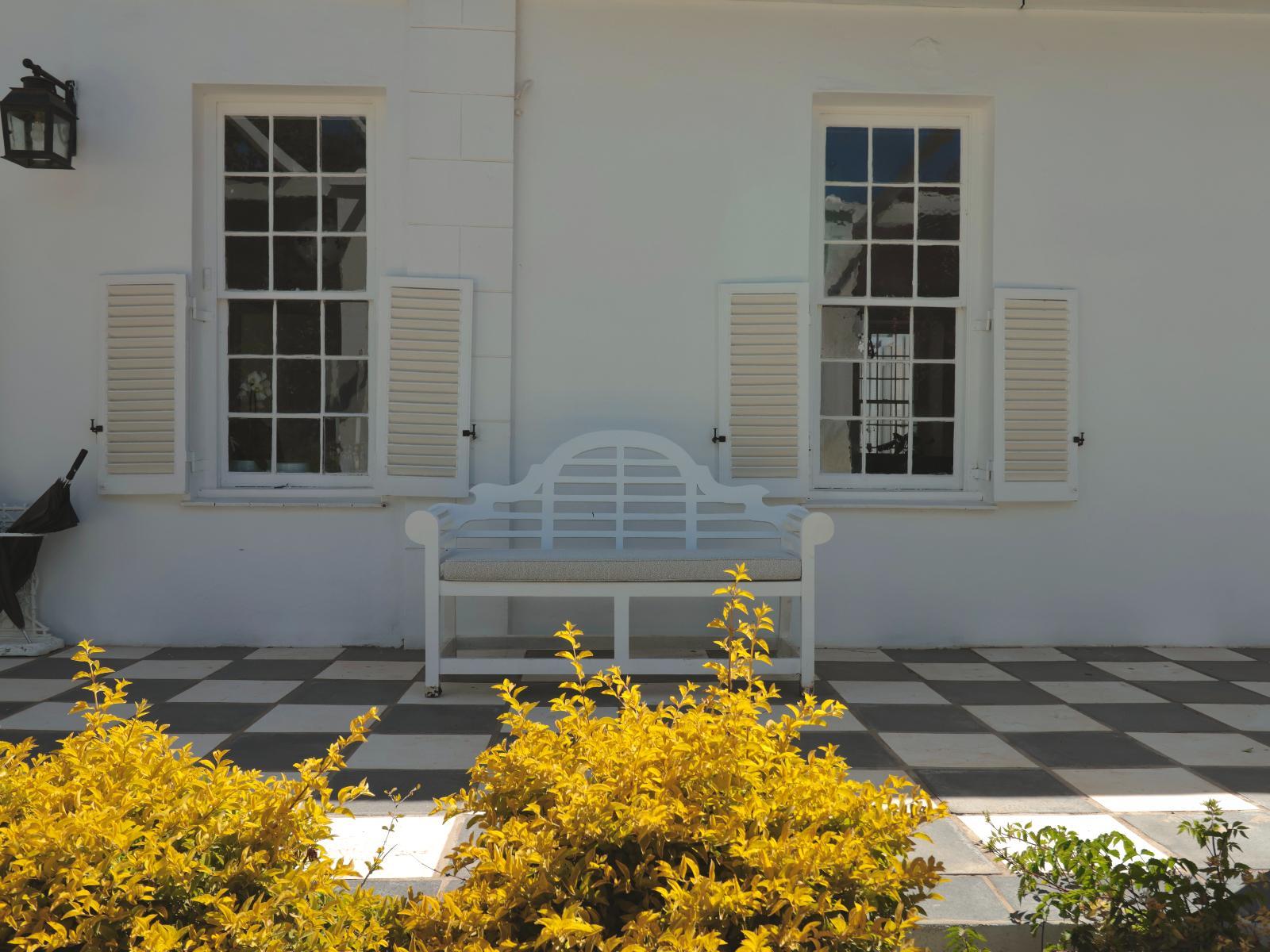 Robertson Manor *****