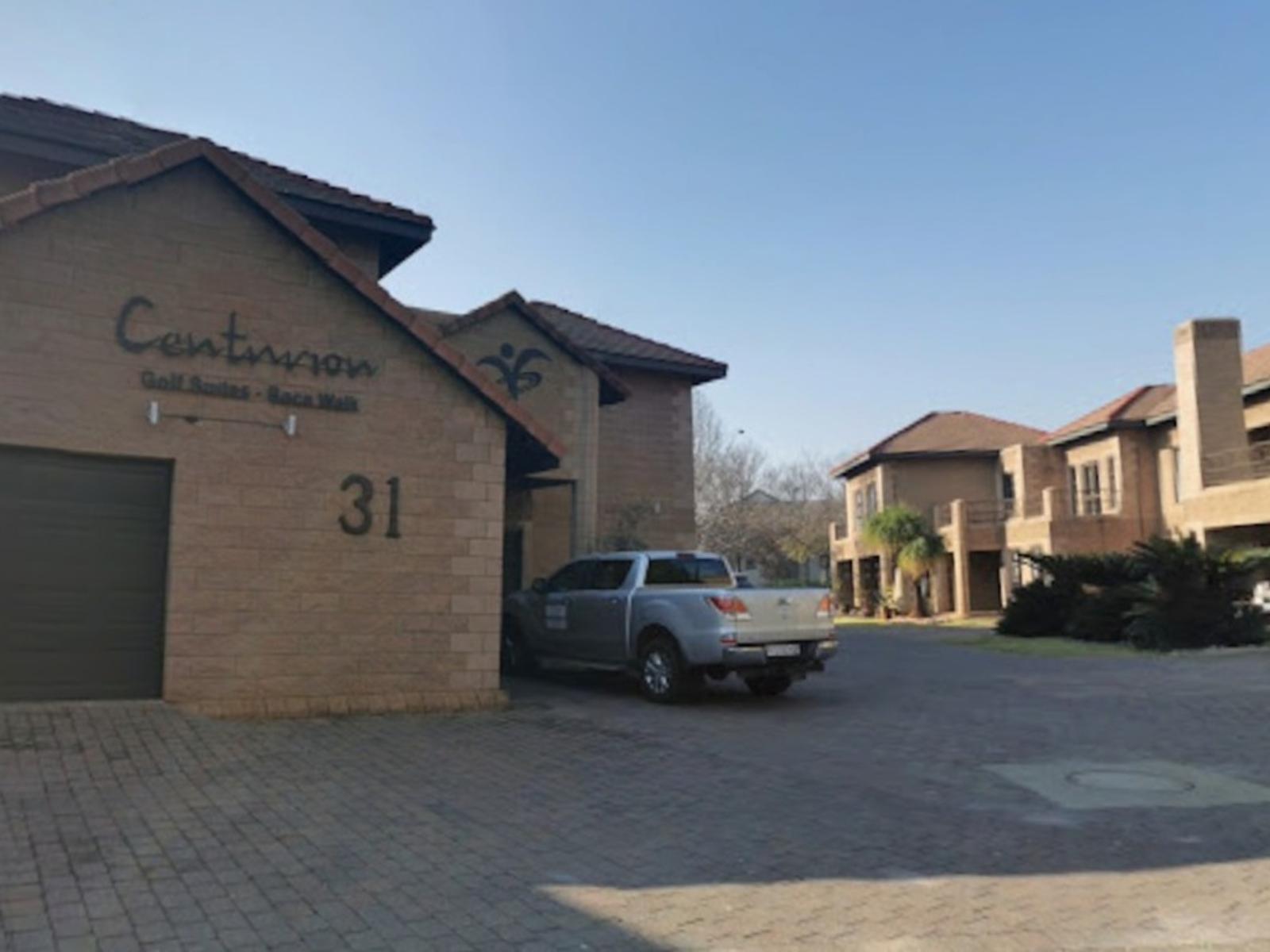 Centurion Golf Suites Boca Walk