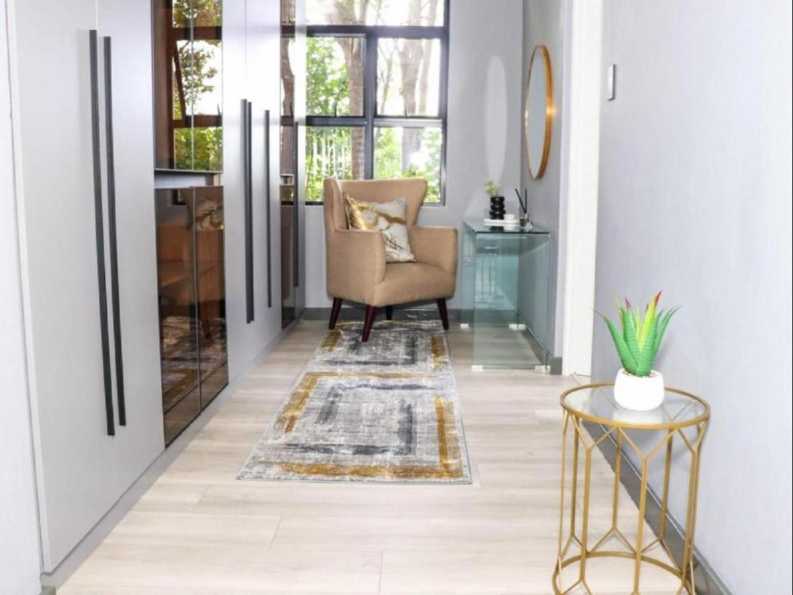 118 on Bayley and Bayley Boutique Guesthouse