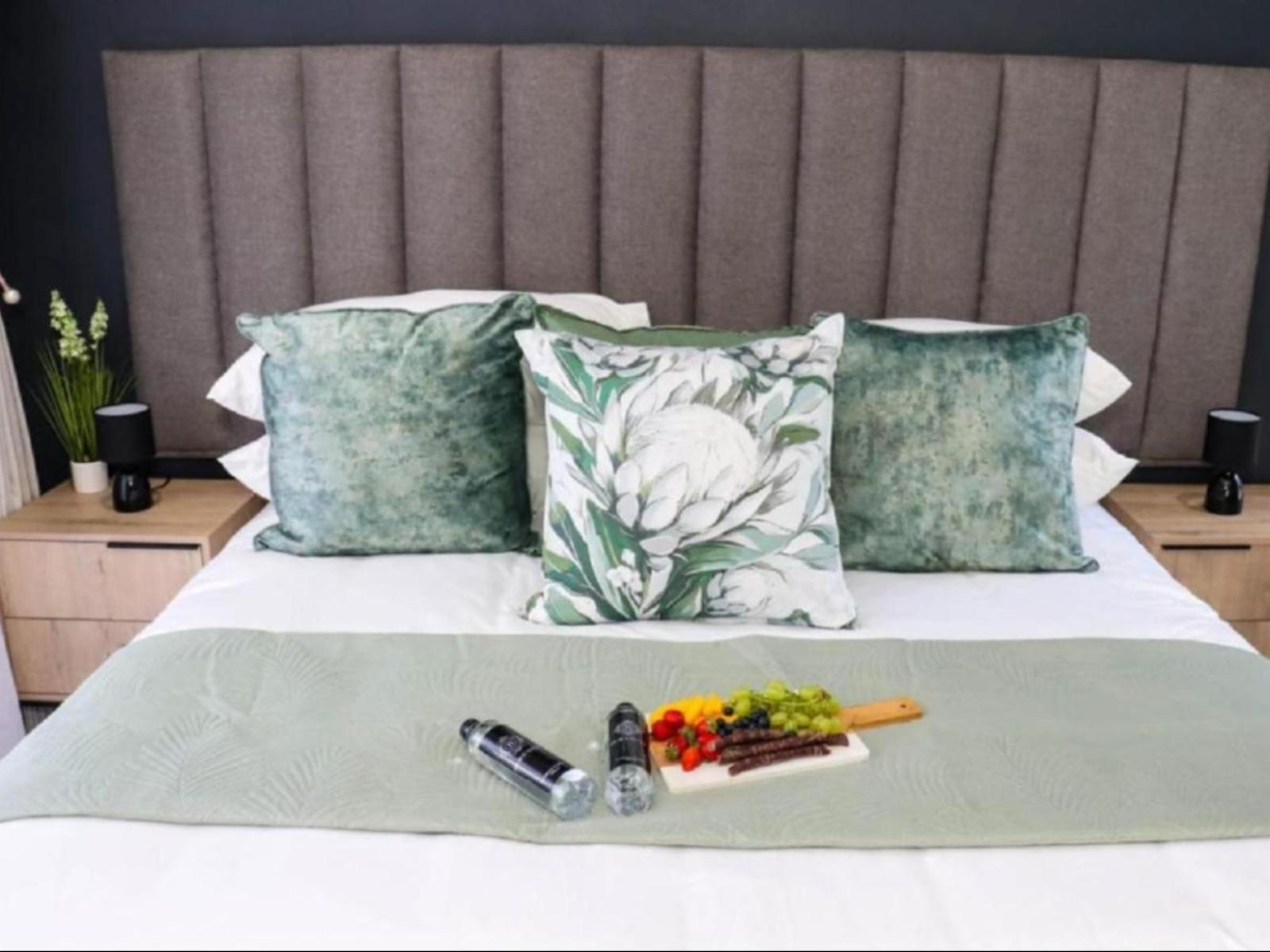 118 on Bayley and Bayley Boutique Guesthouse