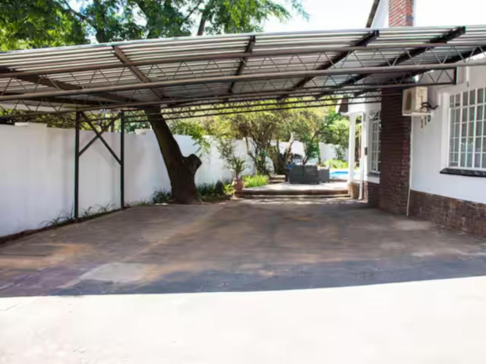 118 on Bayley and Bayley Boutique Guesthouse