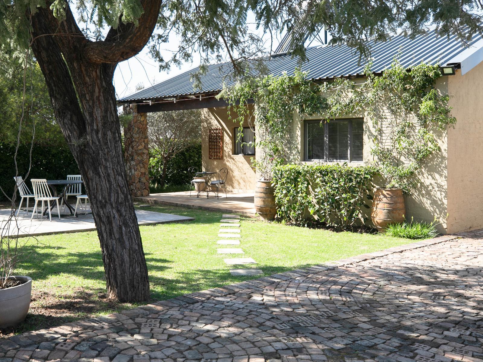 Skyfall Country Estate