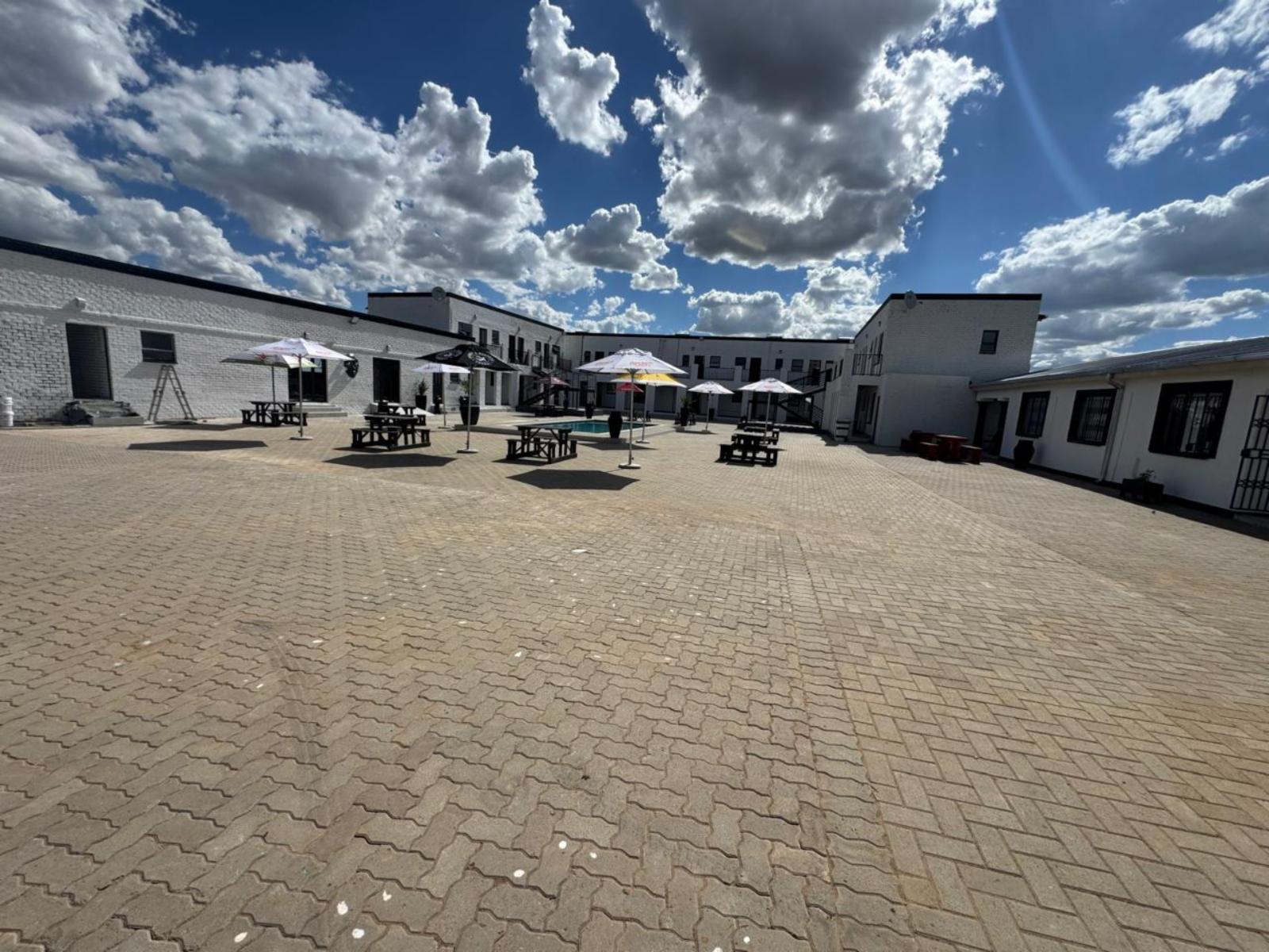 Tshiamelo Guest Farm