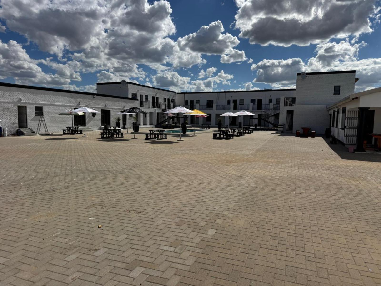 Tshiamelo Guest Farm