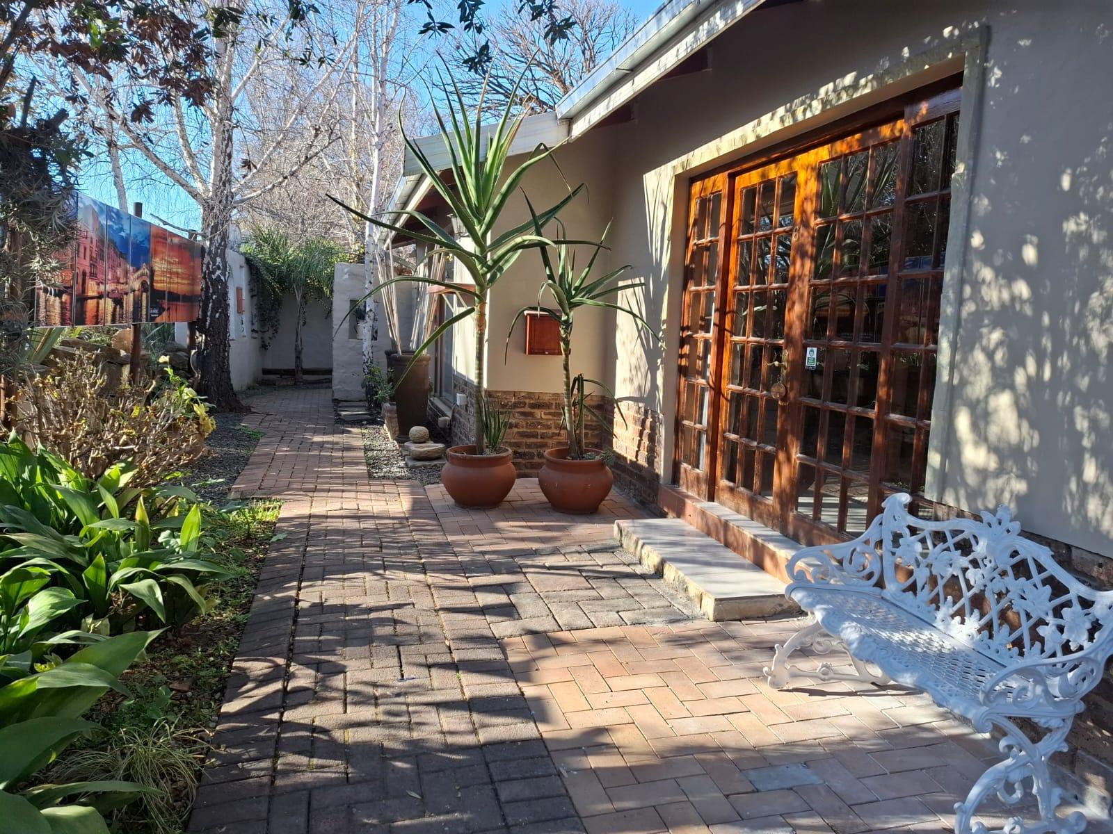 My Housy Guesthouse