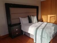 Kaylie Island Suite