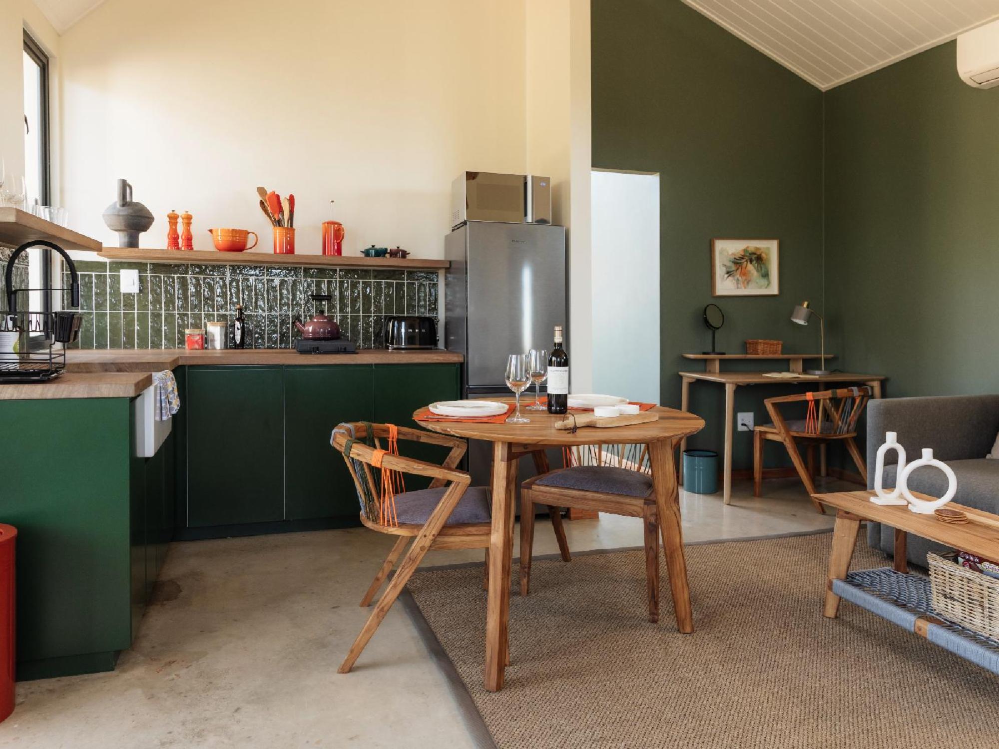 Columbus Eco Pod, Untether Olive View gallery