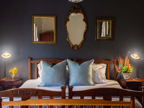 Blue Crane Room