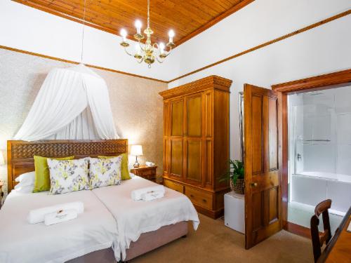 Classic Double/Twin Room