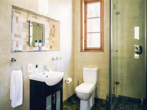 Standard single en-suite