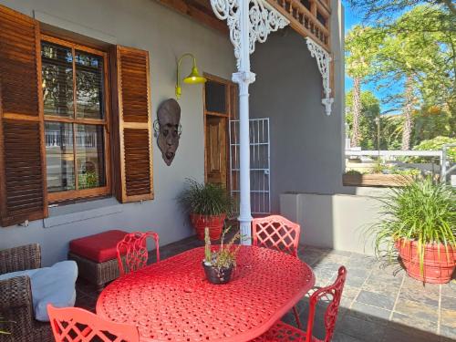 Deluxe room with Patio (Pet Friendly)